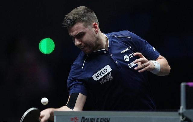 挺身而出 挺身而出