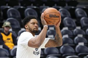 全市场：拉齐奥接近免签因西涅，年薪130万欧签约至明年6月